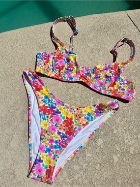 Bright Swimwear Capri Bikini Set in Sunset